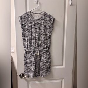Lou & Grey Patterned Mini Pocket Dress